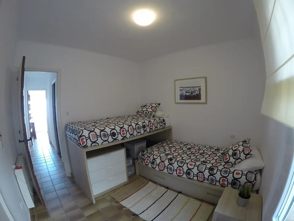 Apartament Belvedere 罗萨斯 0*,
